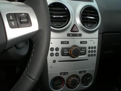 Opel Corsa D 1.2 Satellite